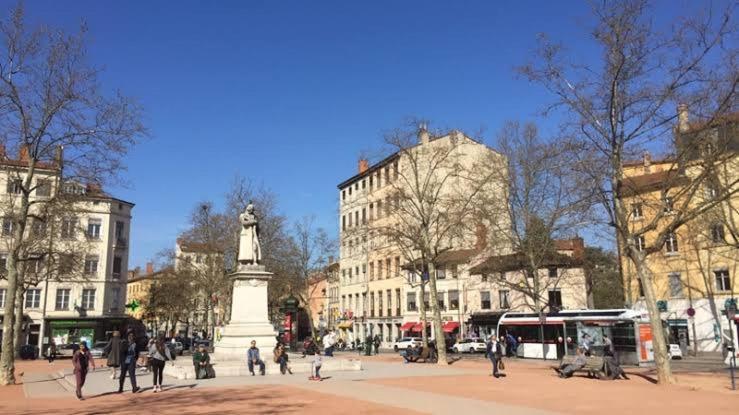 Le Croix Rousse Jacquard Lägenhet Lyon Exteriör bild